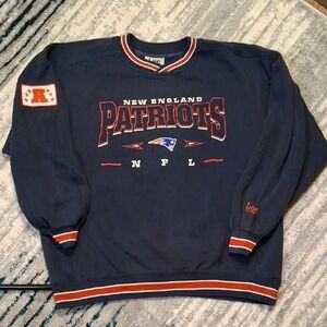 Lee Navy New England Patriots Crewneck Sweater